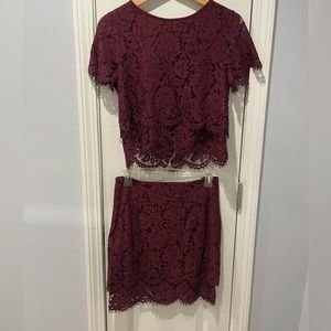 2 piece lace maroon set, mid waist skirt